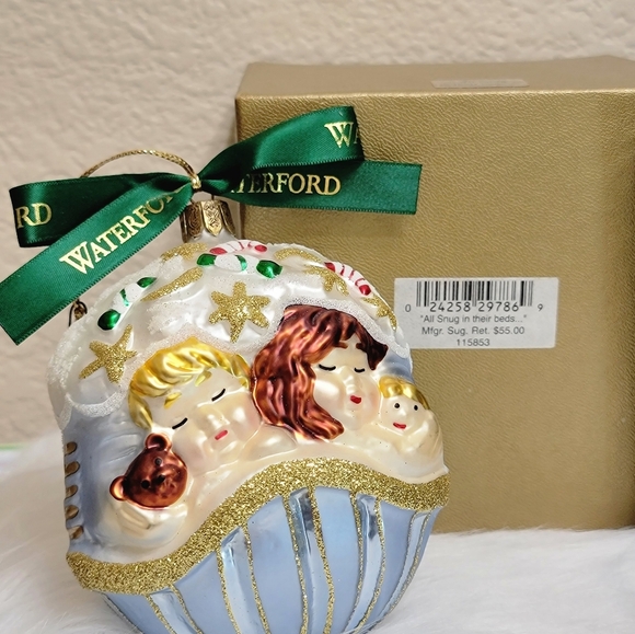 WATERFORD HOLIDAY HEIRLOOMS SNUG IN THEIR BEDS ORNAMENT - Picture 2 of 16
